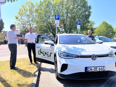 Einweihung der Carsharing Station in Alzey mit Bürgermeister Steffen Jung