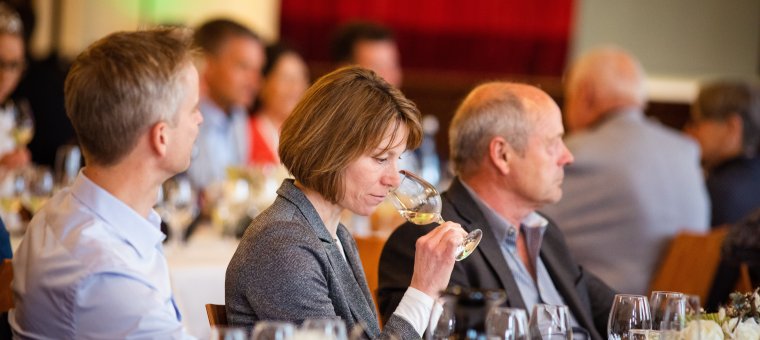 Weinprobe Scheu time