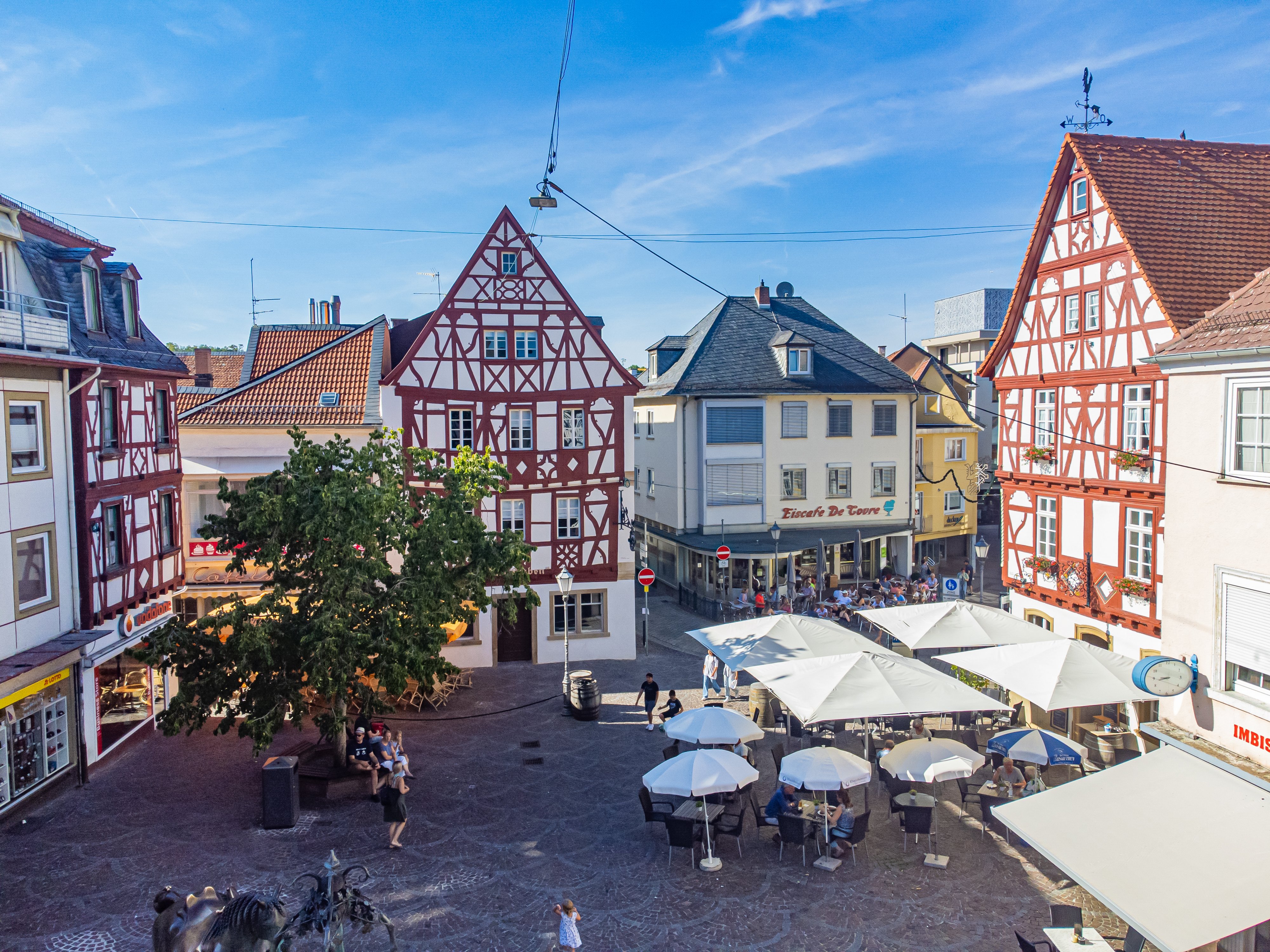 Der Alzeyer Rossmarkt von oben Der Alzeyer Rossmarkt von oben