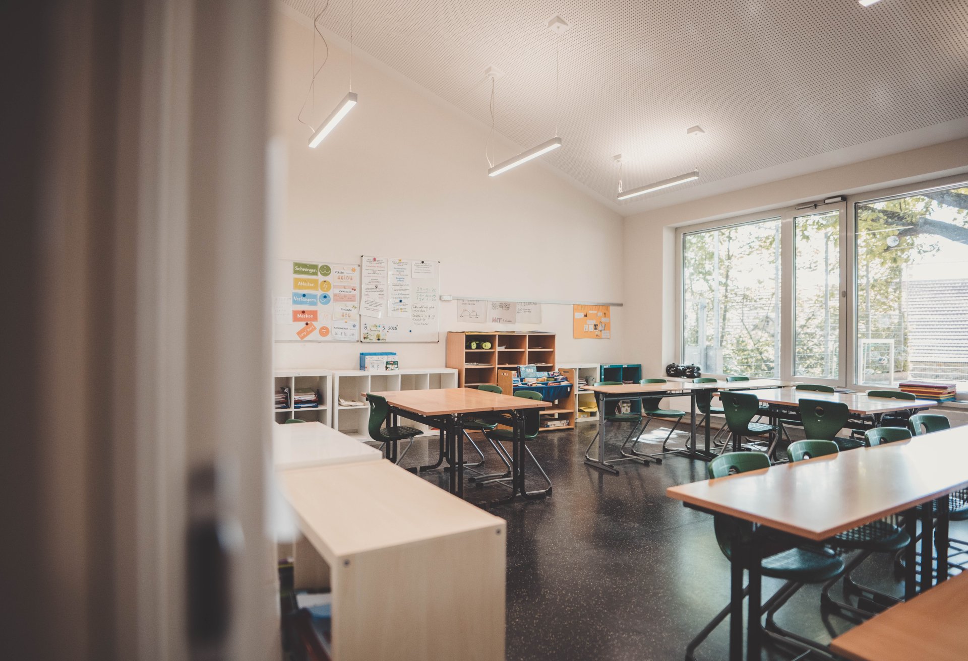 Grundschule Weinheim Ein eingerichteter Klassenraum.