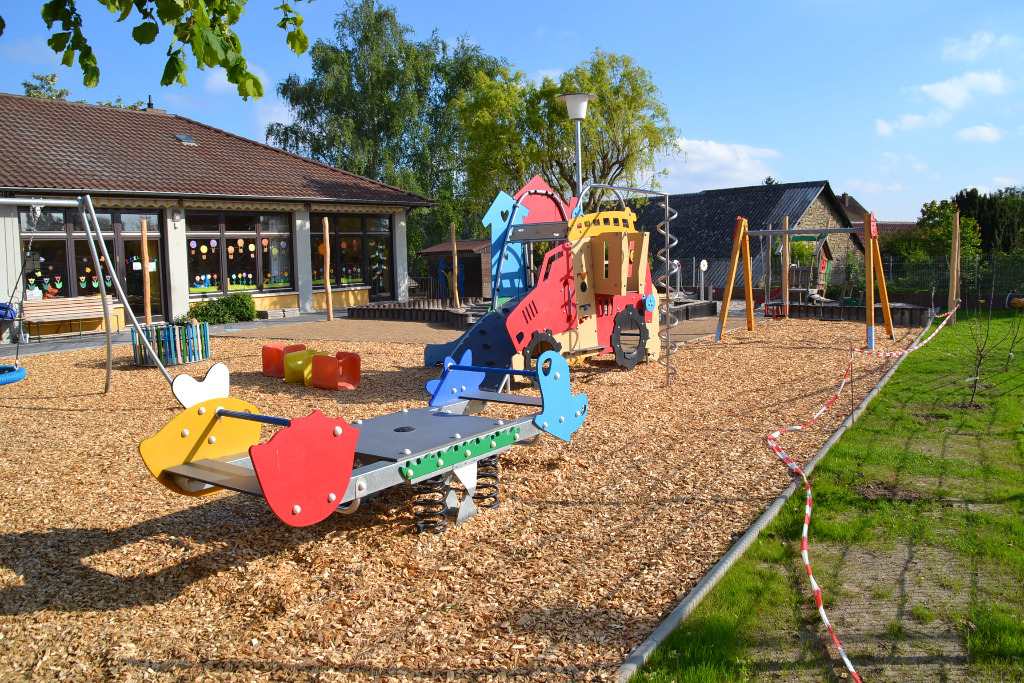 Außenglände der Kita "Am Sonnenberg" Kita Am Sonnenberg Außengelände