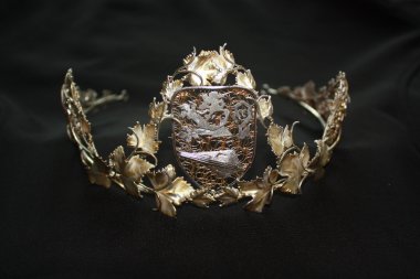 Die Krone der Alzeyer Weinkönigin Die Krone der Alzeyer Weinkönigin