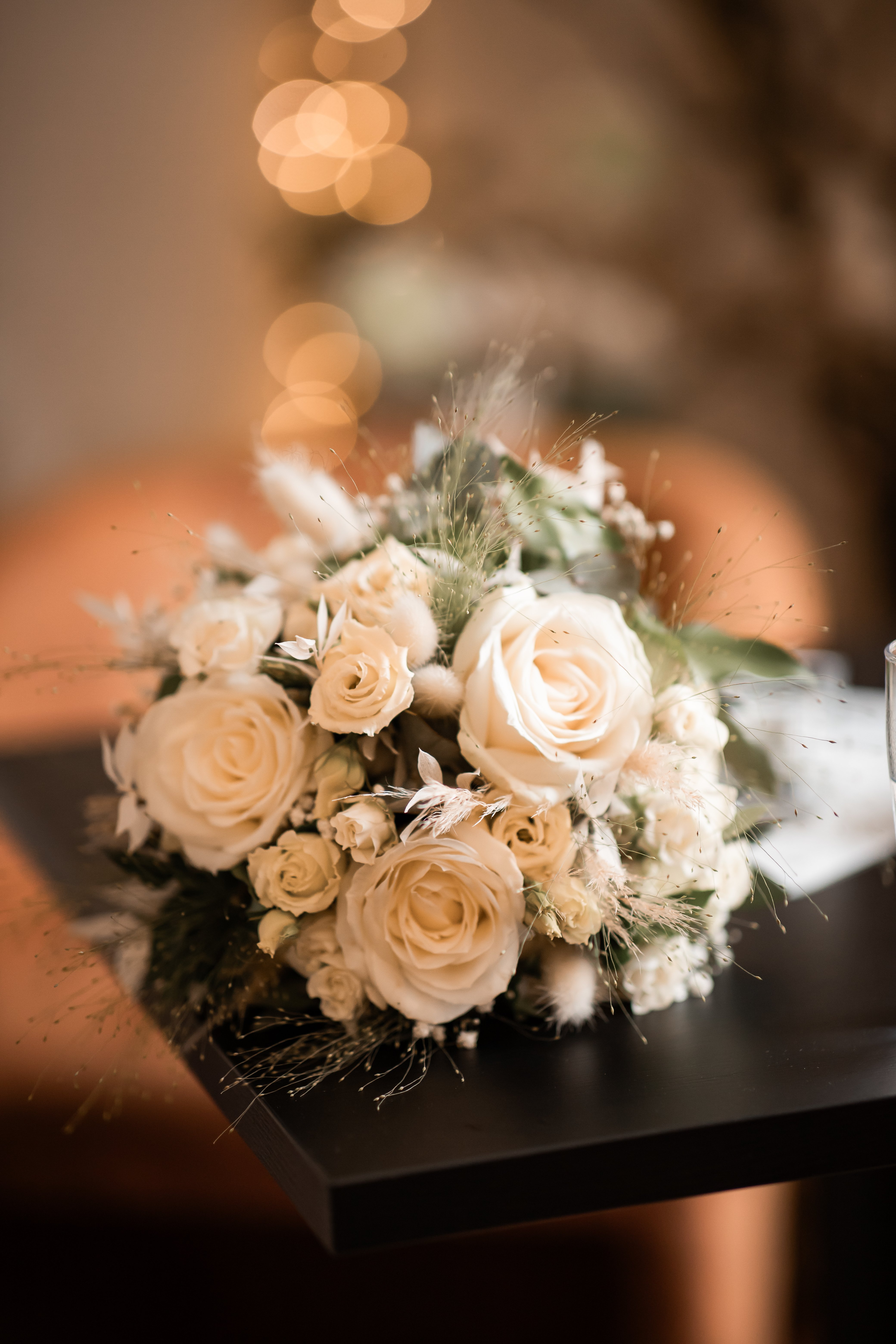 Anmeldung zur Eheschließung Brautstrauß in der Farbe weiß