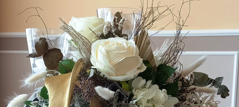 Trauzimmer der Stadt Alzey weiße Blumen