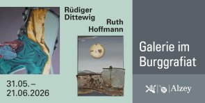 Abgebildet ist eine Postkarte mit zwei Bildern der Künstler Rüdiger Dittewig und Ruth Hoffmann für unsere Vernissage, rechts steht grau hinterlegt Galerie im Burggrafiat