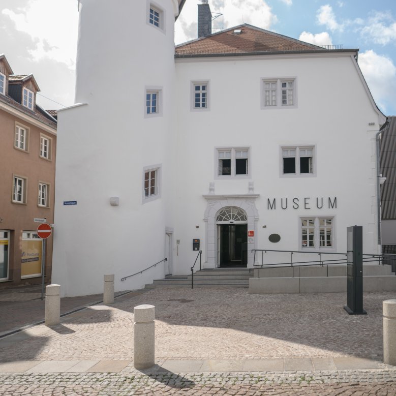 Eingang zum Museum und zur TI
