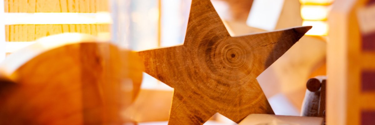 Holzdeko Stern