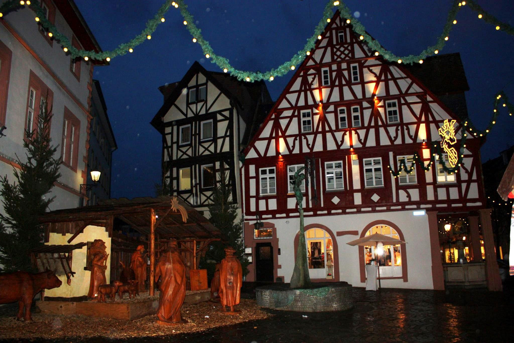 Weihnachtskrippe auf dem Fischmarkt