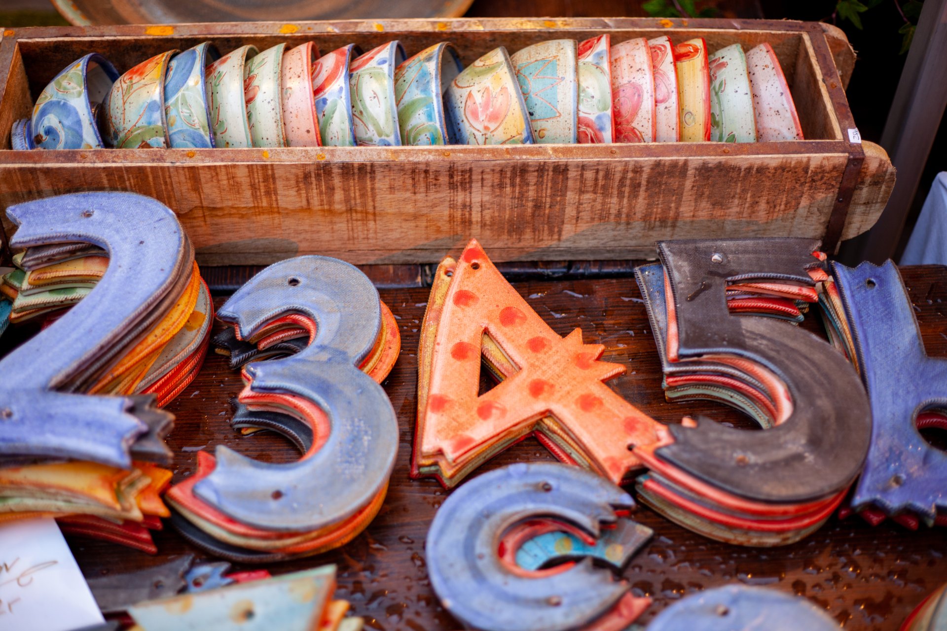 Keramik und Töpferwaren