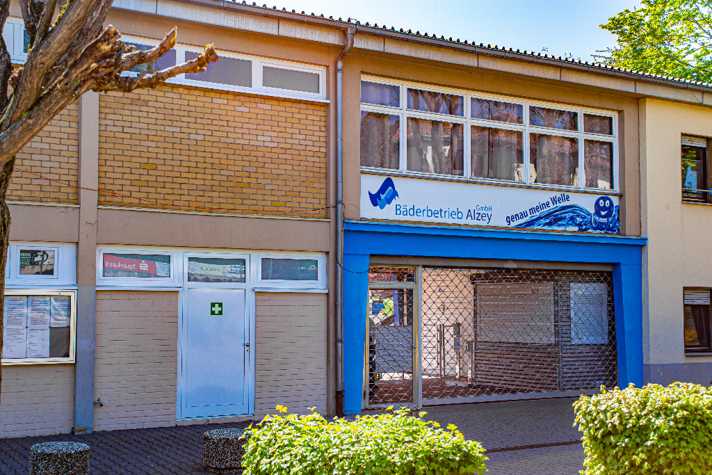 Wartebrgbad Eingang
