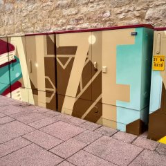 Stromkästen die bunt angemalt wurden in der Stadt Alzey