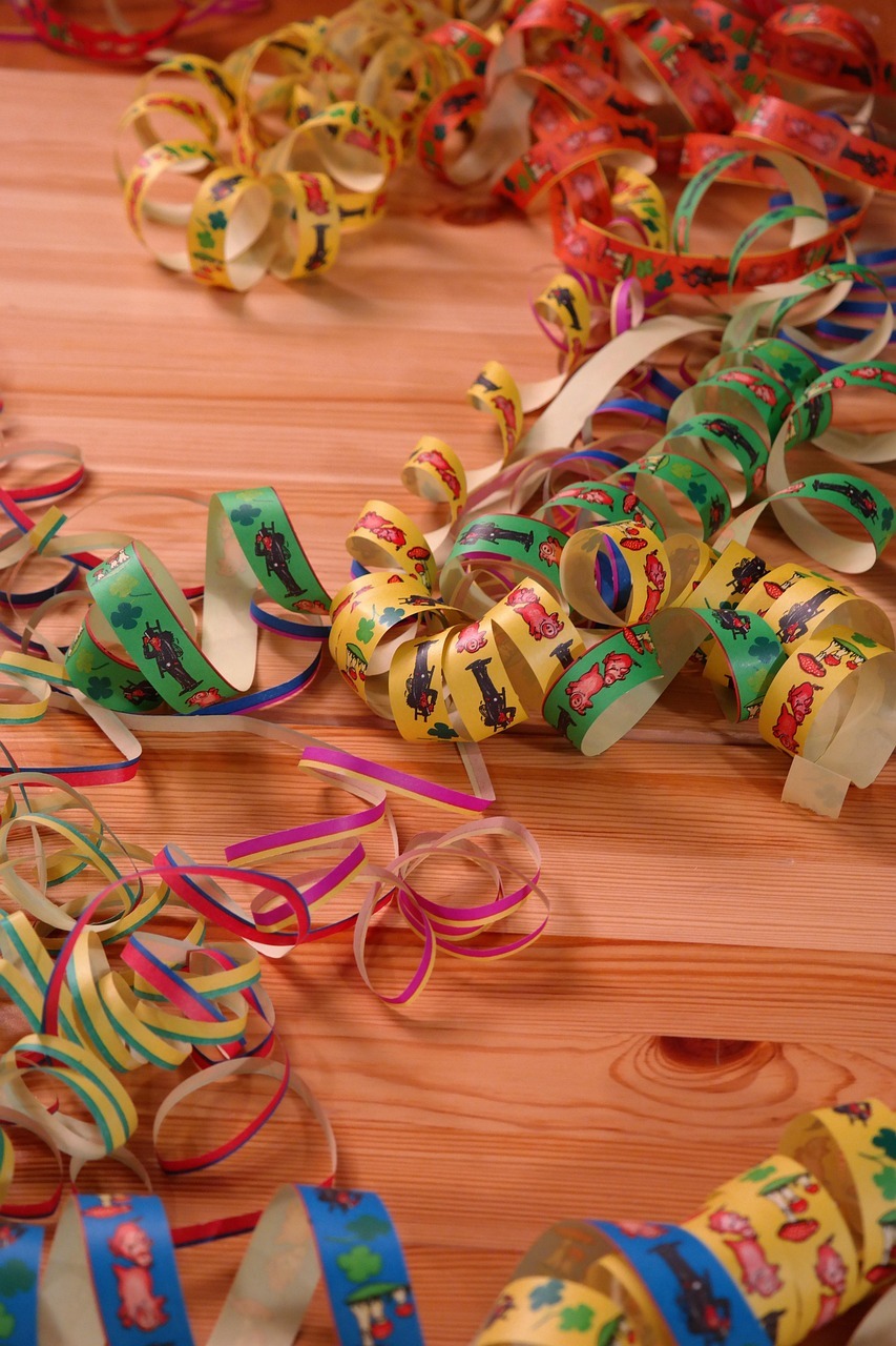 Verschiedene Bunte Luftschlangen.