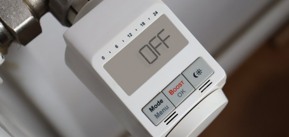 Ausgeschalteter Temperaturregler einer Heizung