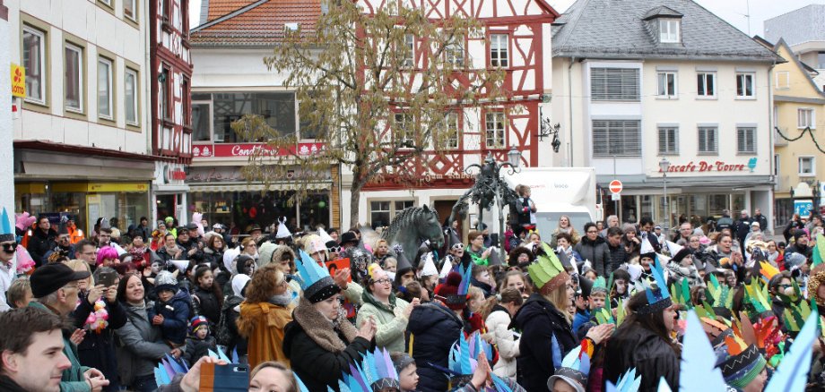 Kinderfastnachtsumzug am Rossmarkt