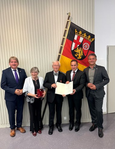 Wulf Kleinecht wird mit dem Bundesverdienstkreuz ausgezeichnet