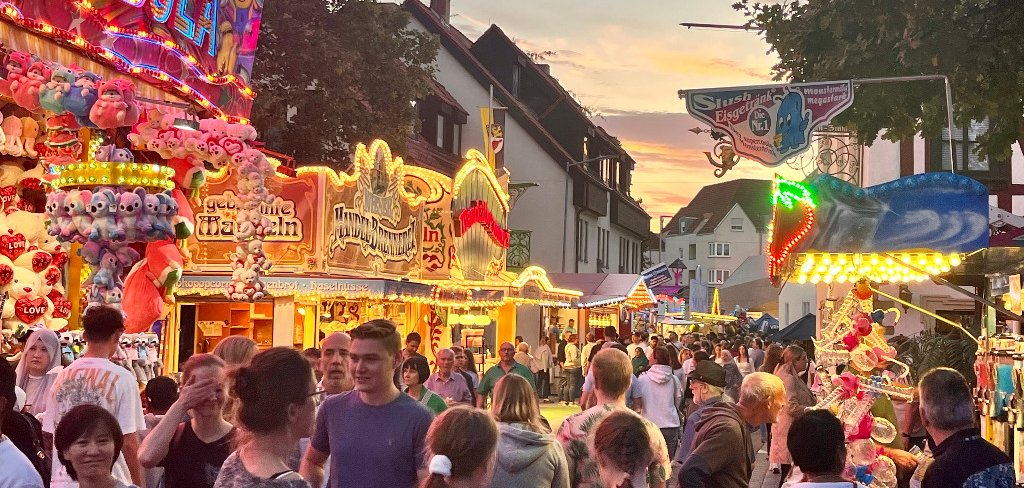 Viele besucher beim Alzeyer Winzerfest
