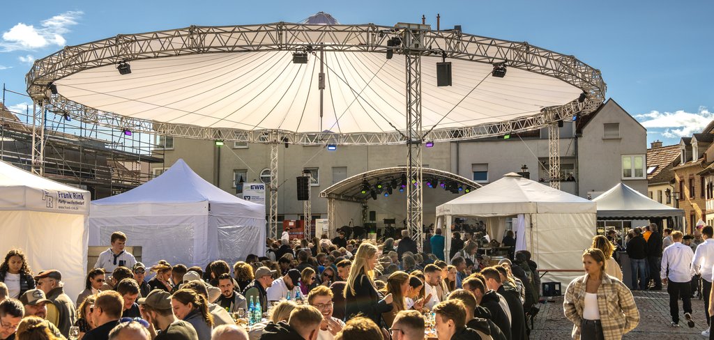 Viele Besucher beim alzeyer Winzerfest
