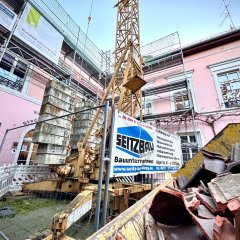 Auch in die städtischen Gebäude wird investiert. Ob Stadthalle oder Schlossgasse 12-16 - es tut sich was!