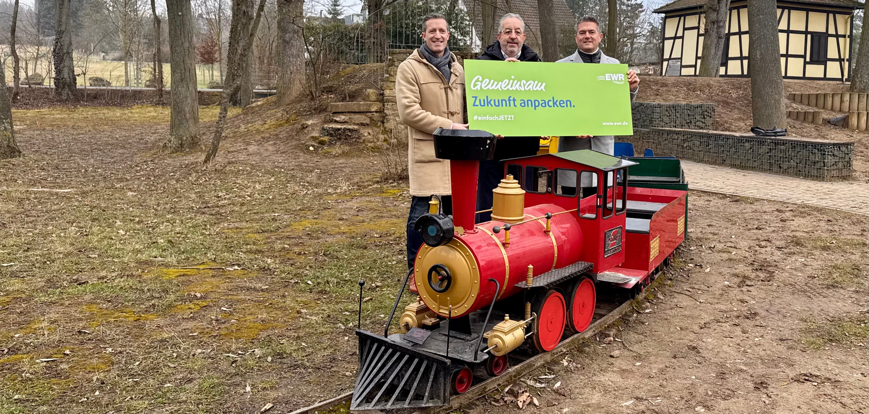 Urkundenübergabe Volker-Express