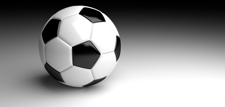 ein weiß-schwarzer Fußball