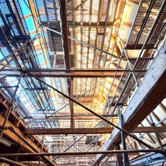 Baugerüst in einem Gebäude