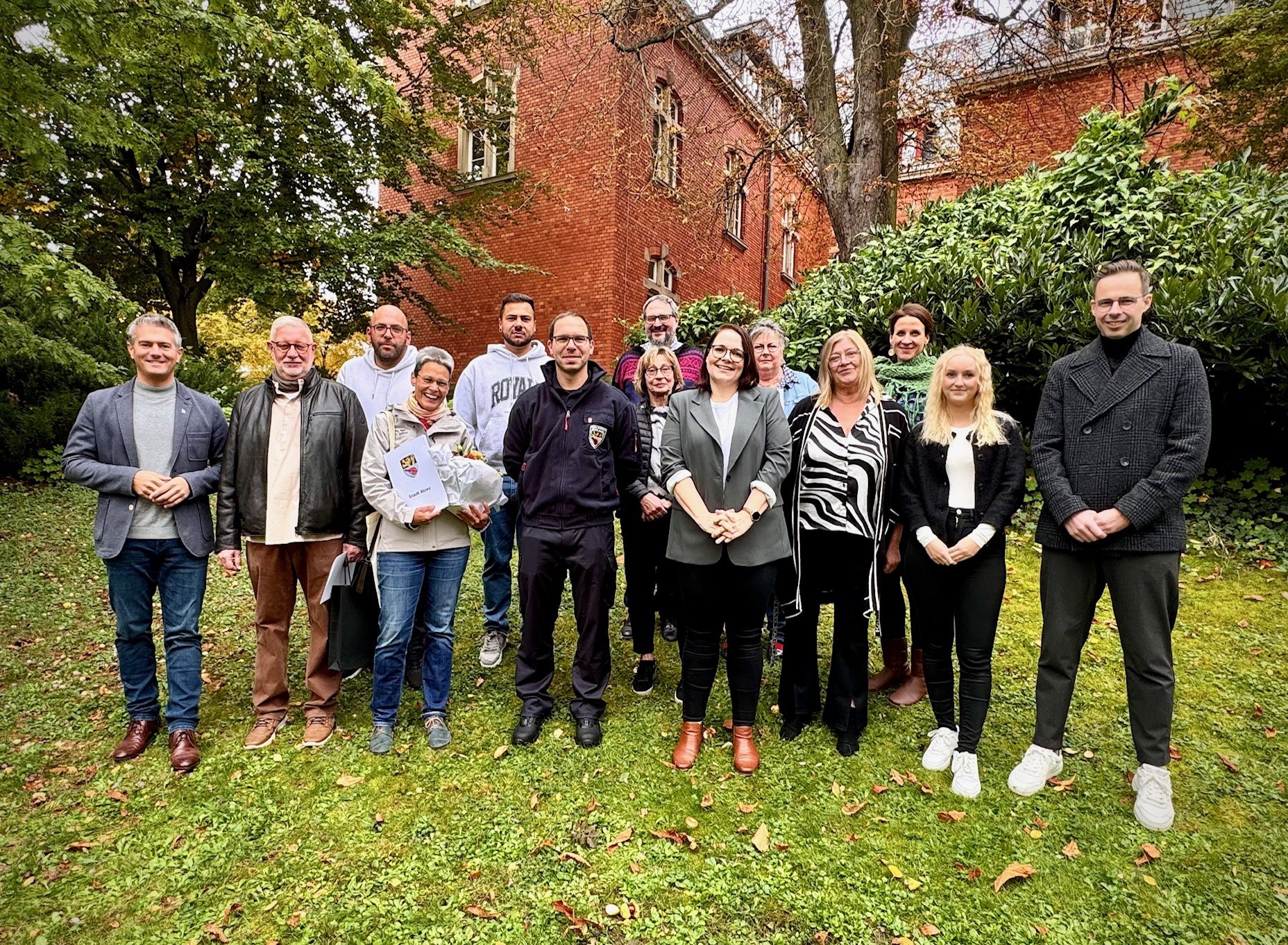 neue, gehende oder geehrte Mitarbeiter der Stadverwaltung Alzey