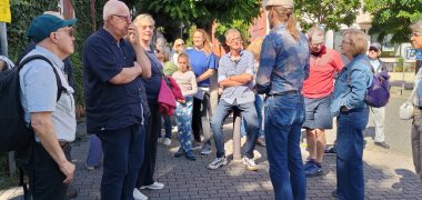 Gäste aus Harpenden zu Besuch in Alzey Spaziergang