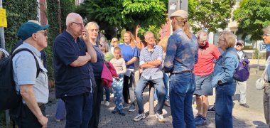 Gäste aus Harpenden zu Besuch in Alzey Spaziergang