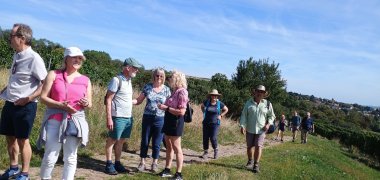 Gäste aus Harpenden zu Besuch in Alzey Wandern