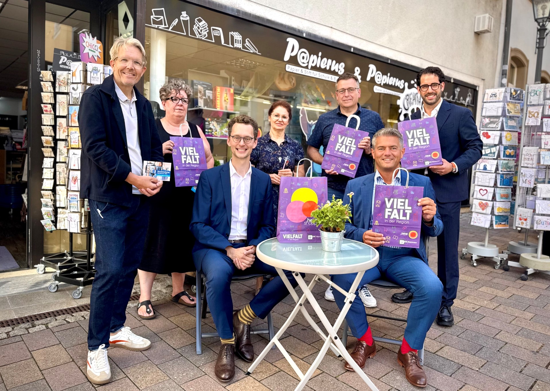 Papierus, Bürgermeister Jung hält "Vielfalt in der Region" hoch