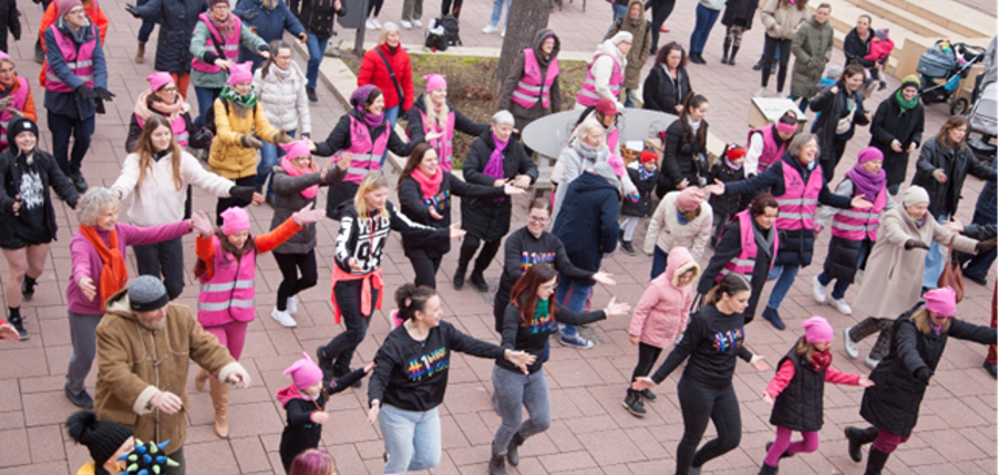 Ein Foto der Tanzdemo gegen Gewalt an Frauen