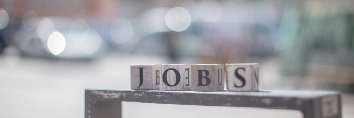 Jobs Buchstaben auf dem Obermarkt