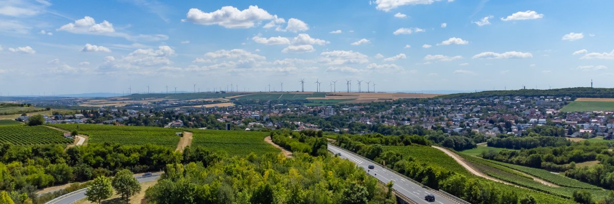 Autobahnauf- und abfahrt
